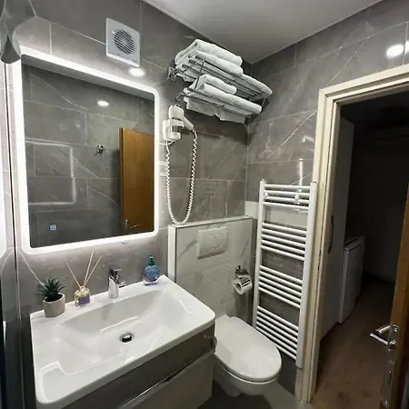 Apartment And Marija Skradin